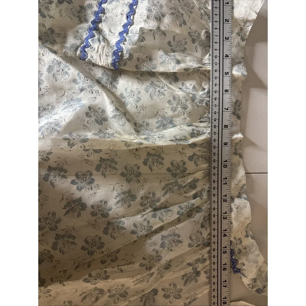 Handmade White Linen Apron Blue Floral‎ Embroidery Adjustable Tie Waist